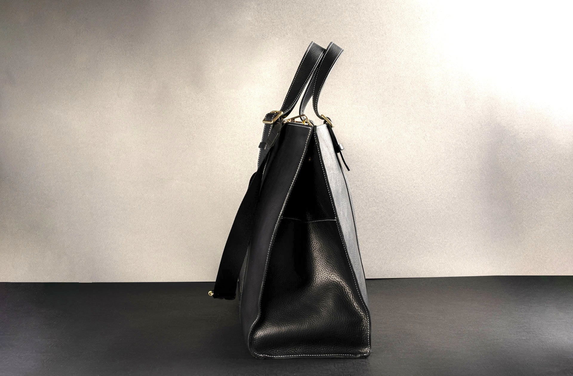 スクエア – Breath-Leather Shop